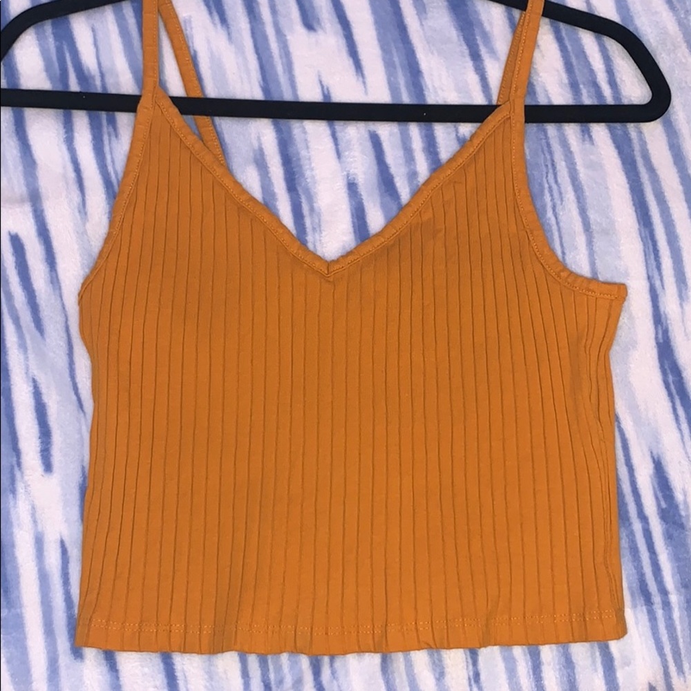 orange tank top✨